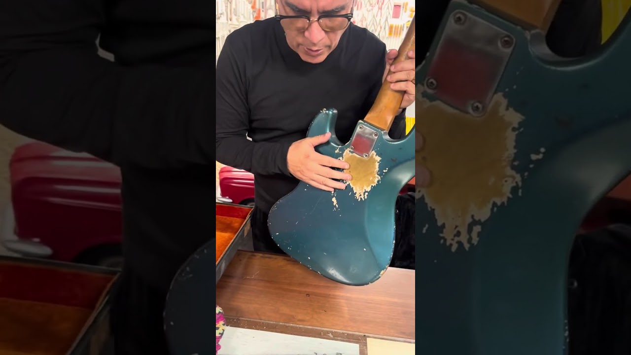 De visita por el taller Patricio Suárez y su Fender 😉