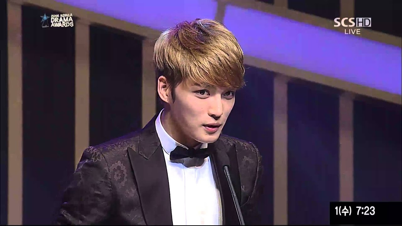 141001 코리아드라마어워즈 남자최우수상 김재중
