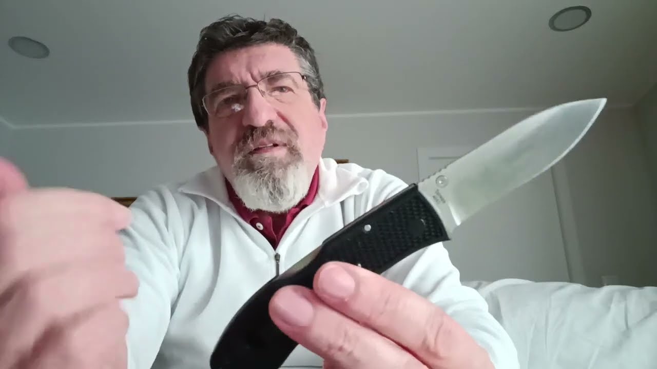 KA-BAR DOZIER FOLDING HUNTER. UN VIDEO 