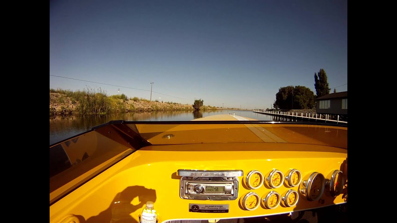 DonziClassic22AnniversaryEditionDelta100mph-6.MP4