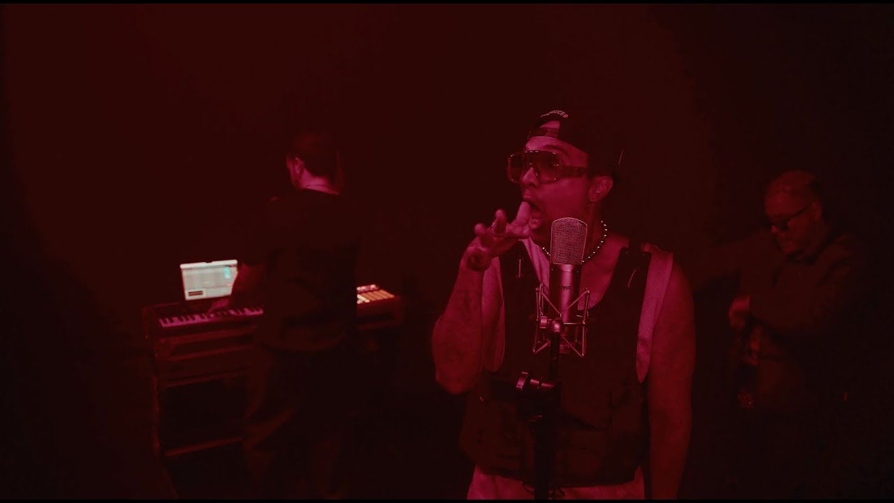 urboi. & Morenito De Fuego & Malo - barbiechaka (funnynoiseclub003)