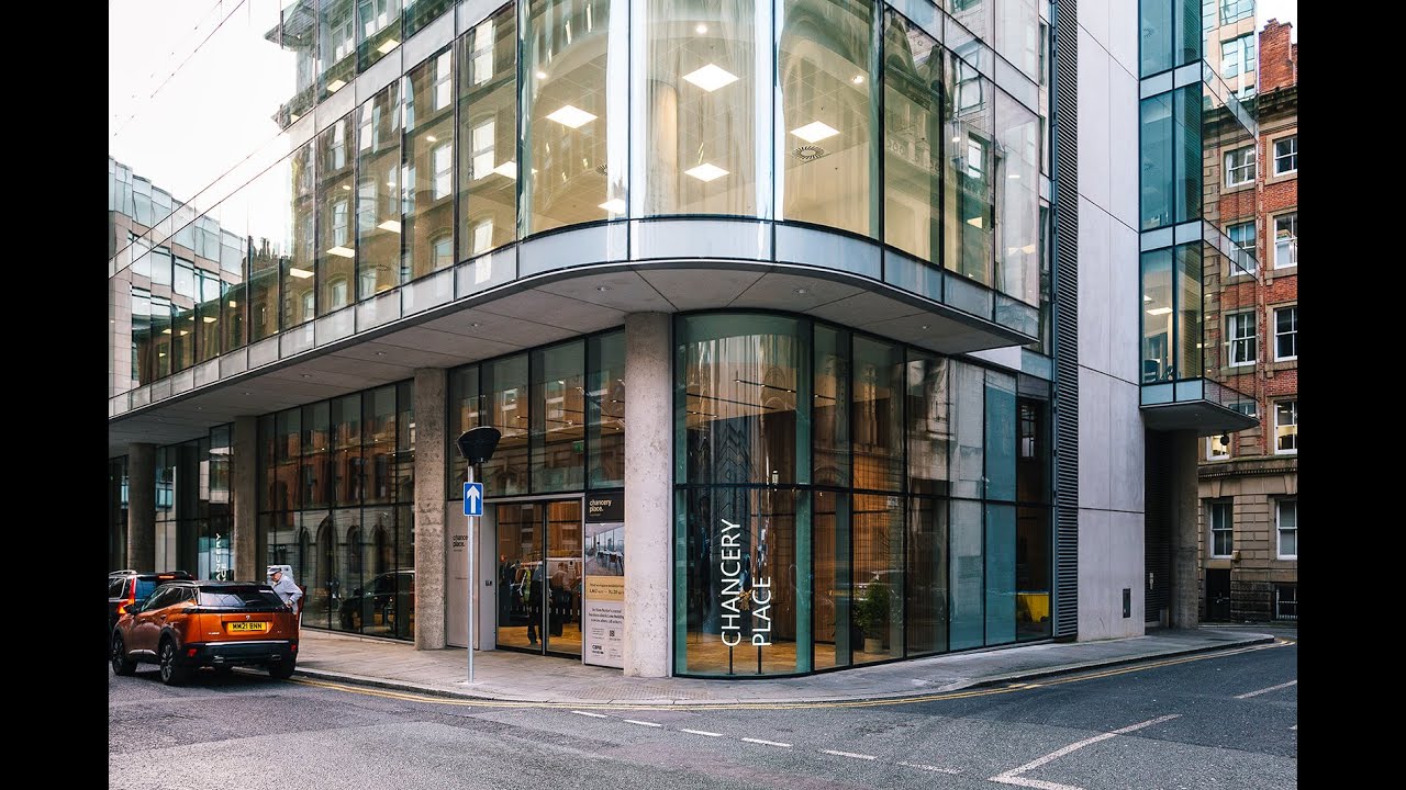 Manchester Spinningfields Landmark at Hardman Square   Video Tour