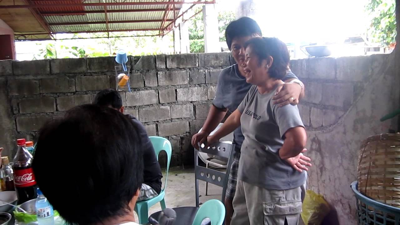 OFF DUTY (HUMAN BONDING:, HAHAHAPENINGS)moment ate ebo