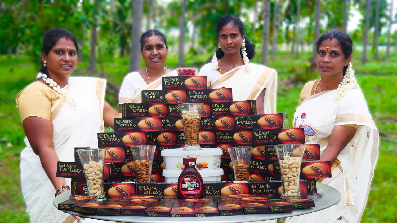 DARK FANTASY MILK SHAKE | Quick & Healthy milkshake by village girls #villagesupercooking