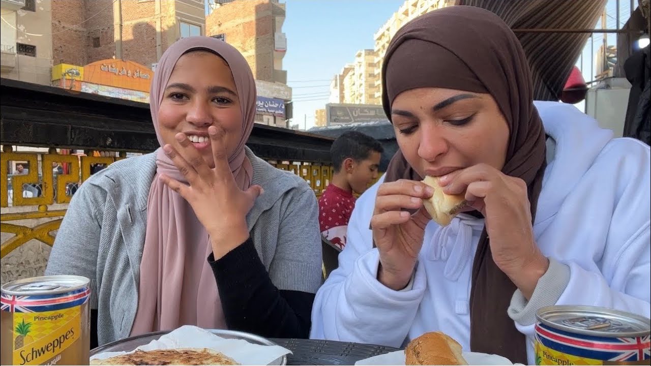 أول ما جيت علي مصر أكلت كبده الشوارع 🥖🥖بس ياتري كان طعمها ايه🤔