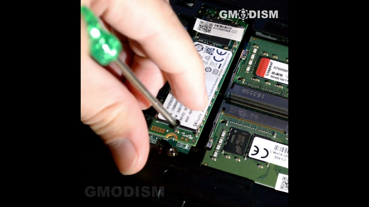 Effortless M.2 Drive Extraction and Insertion: Quick Tutorial #m2ssd #laptopupgrade #ssdinstallation