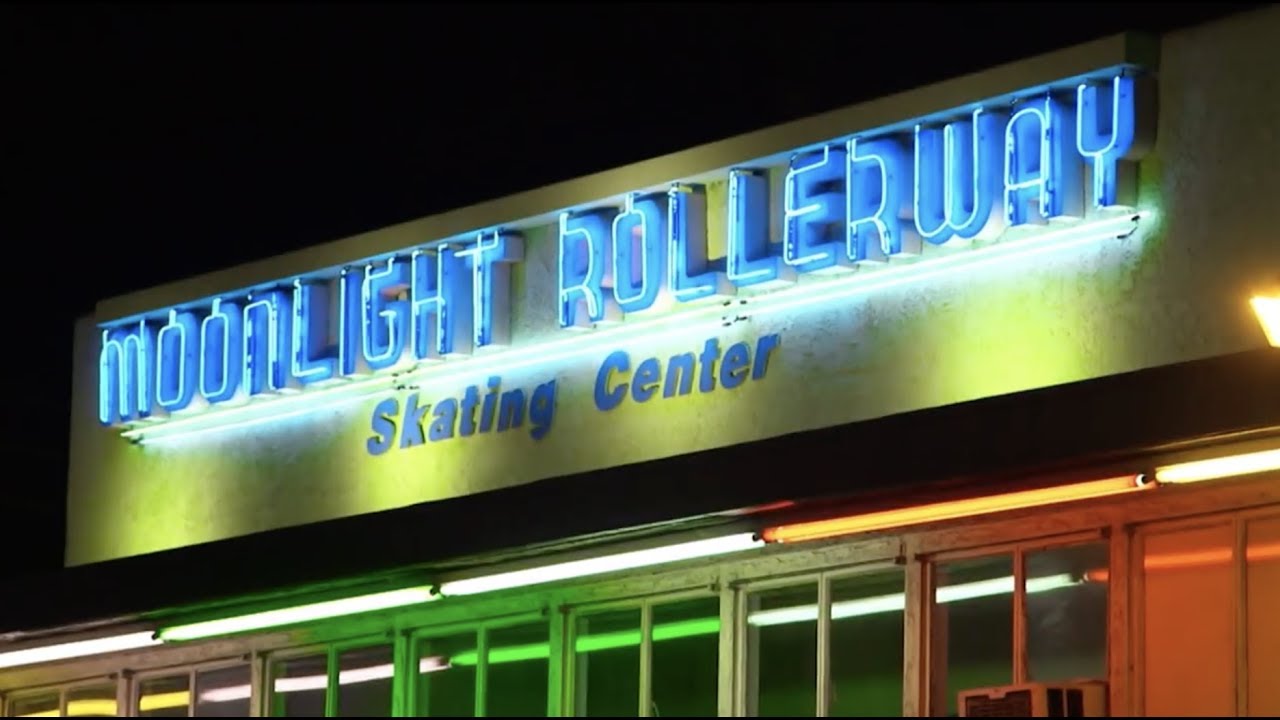 What Makes Moonlight Rollerway Different From Other Roller Skating Rinks? | Huckabee