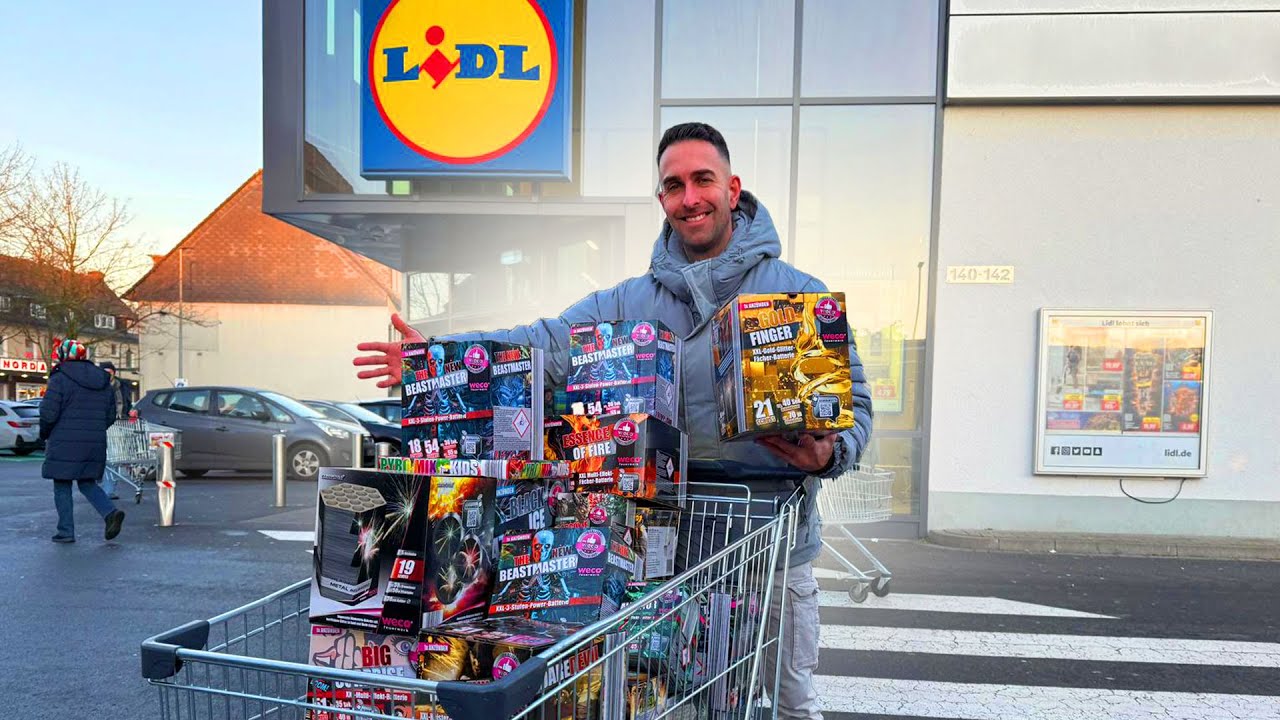 VEEL VUURWERK KOPEN IN DUITSLAND *2024* 1/2