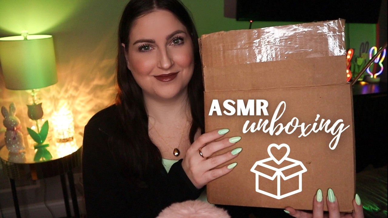 ASMR Unboxing a Special Delivery 📦💚 