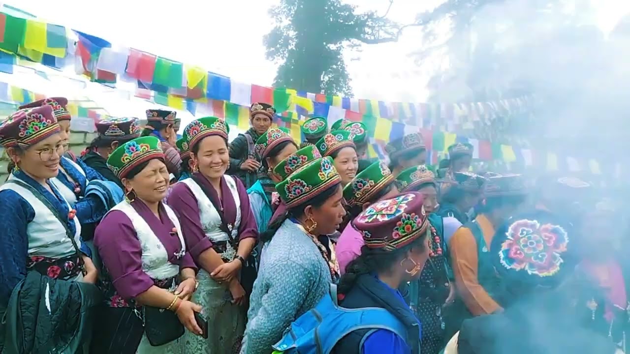 रसुवा जिल्ला आमा छोदिङ्मो(पार्वती कुण्डाको भदौ मेला2080-5-14 सम्झना स्वरुप तपाईं हाम्रो।
