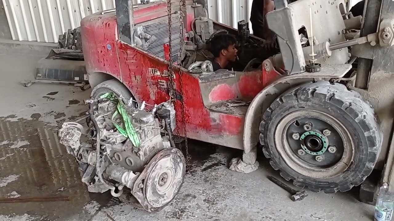 Overhaul Transmisi forklift Heli, Proses bongkar gardan transmisi matic dari unit forklift heli.