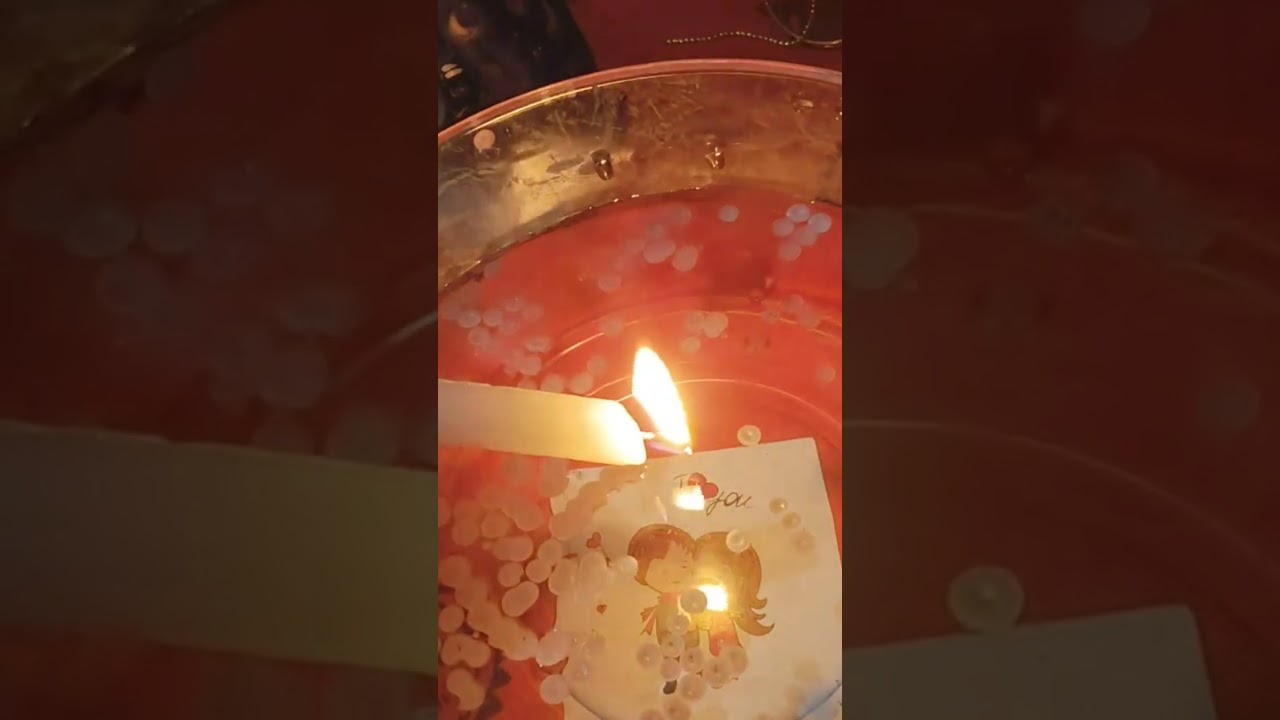 General prediction #tarotreading #currentfeelingstarotcardreading #love #candlewaxcurrentfeelings