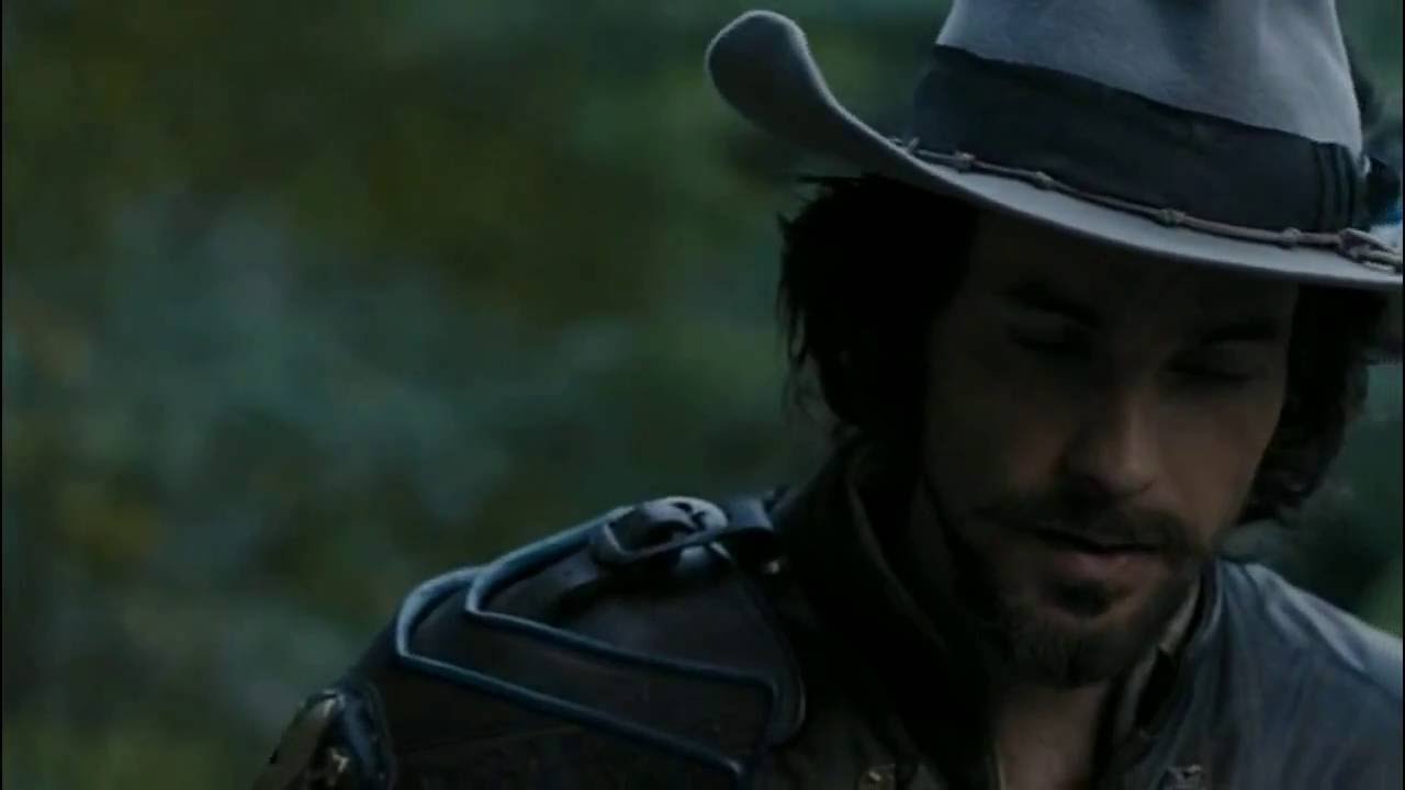 santiago cabrera