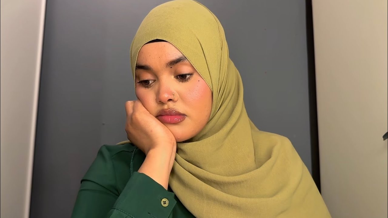 WALALKED SAAXIBKI BEY UUR U QAADEY AYADO 15JIR AH 😔