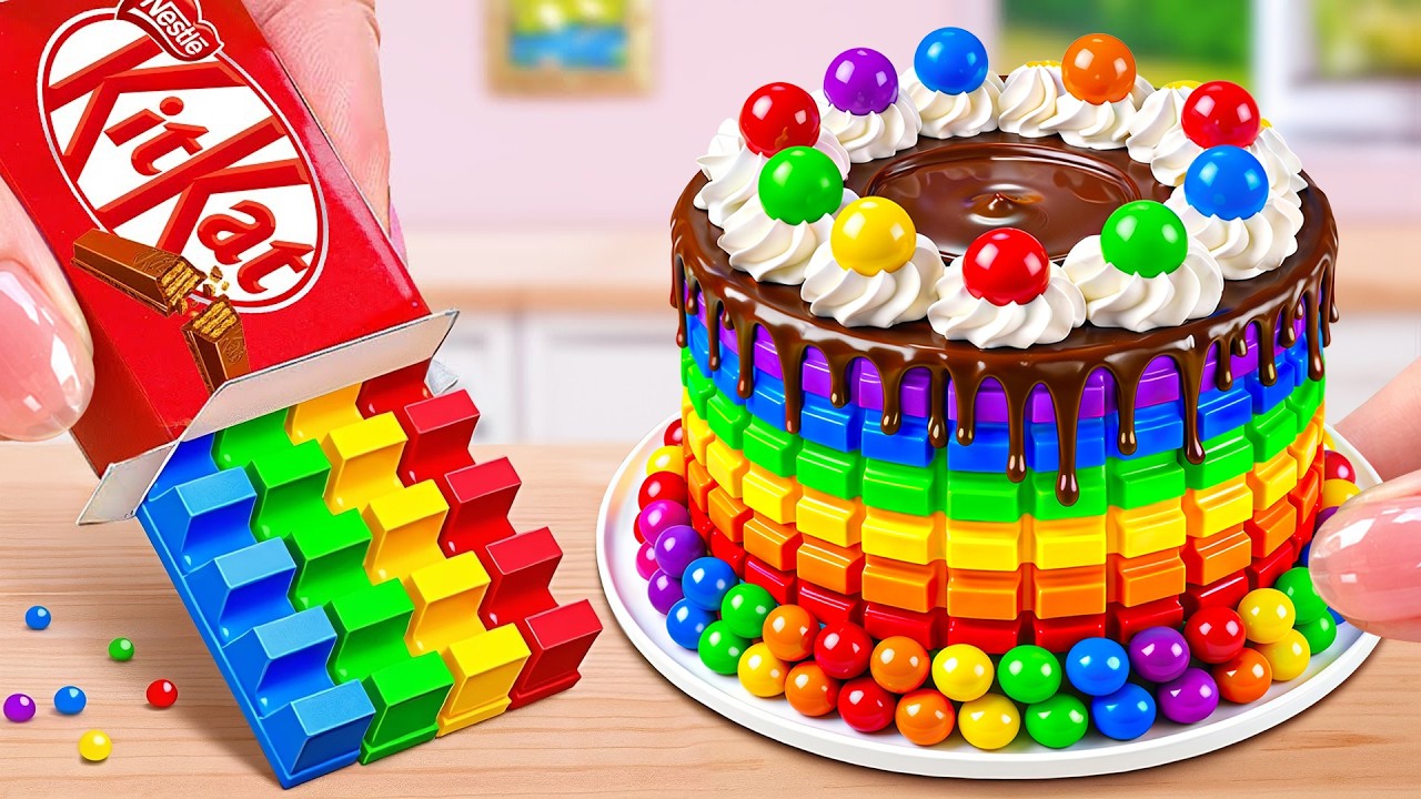 How to Make a Lovely Tiny Rainbow vs Rainbow Kitkat Cake🍓  Relaxing Mini Rainbow Cake Baking ASMR
