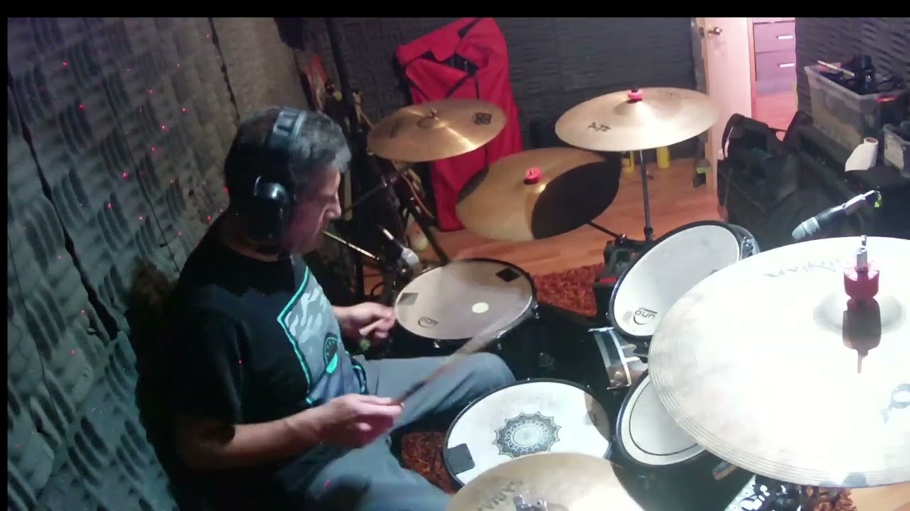 Elvis, Patch it up drum cover , from Chile