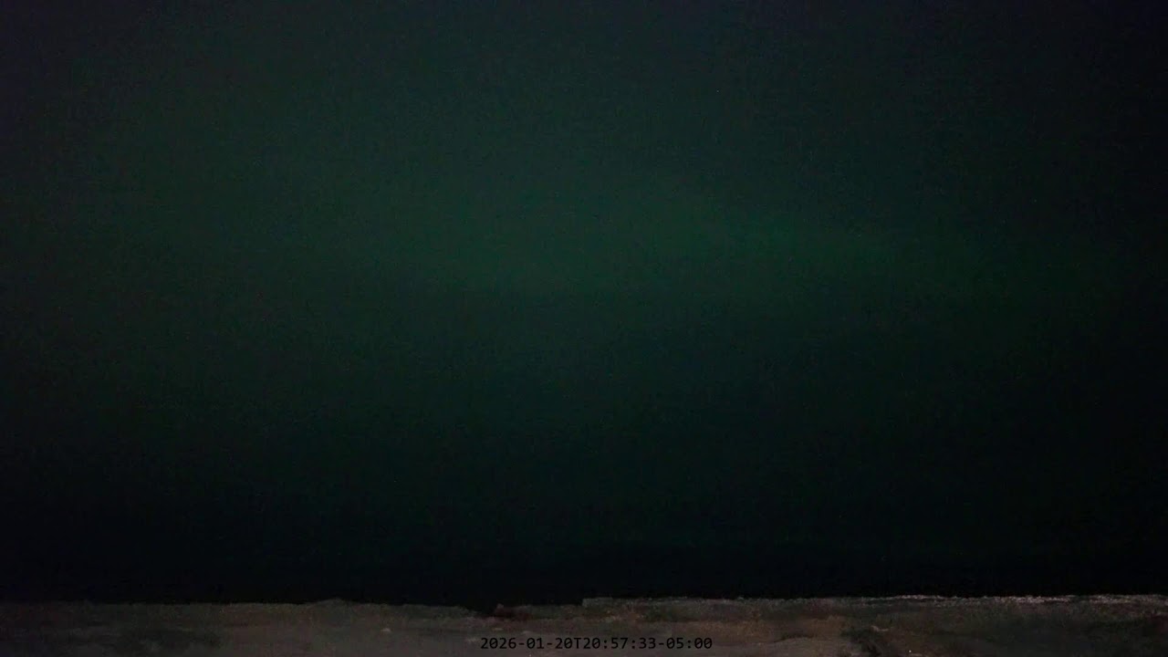 Lake Superior Aurora web cam -Marquette, MI - 01.20.2026