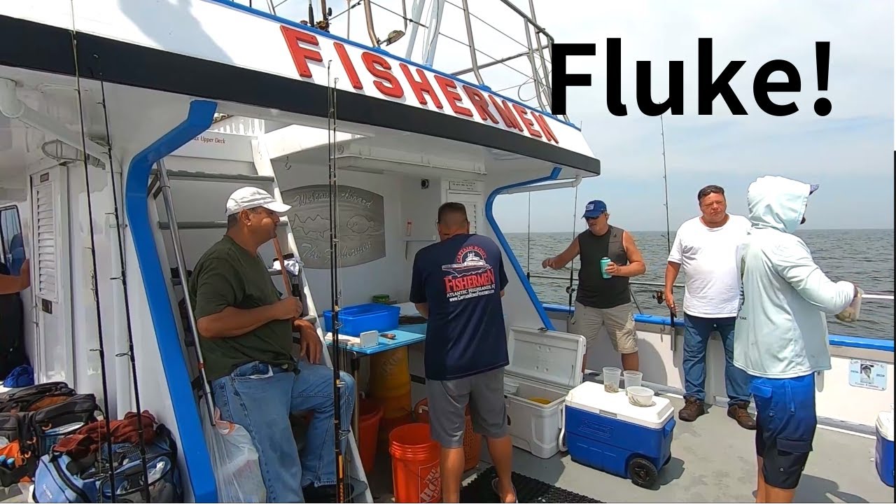 NJ Boat fishing for Fluke(Summer Flounder), Fishermen👍❤️, Atlantic Highlands, New Jersey 7/28 2022