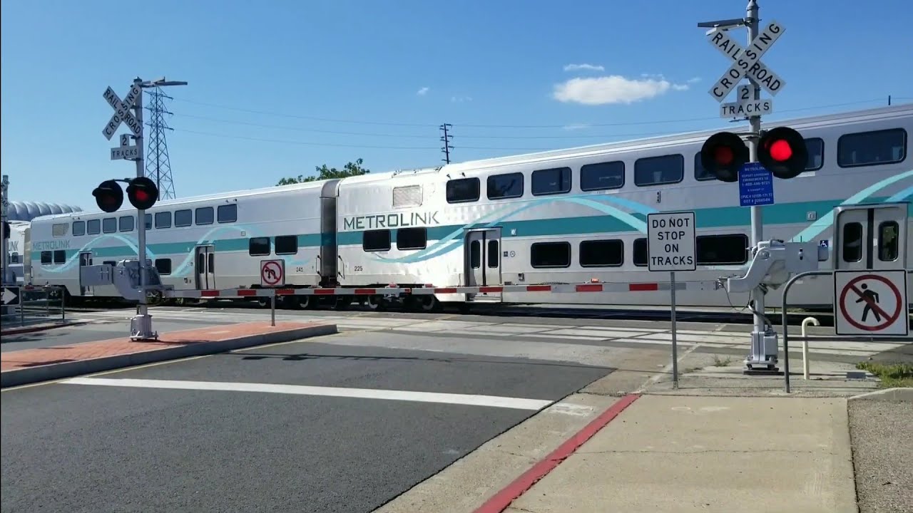 Metrolink 673 crosses Eckhoff Street, Orange CA
