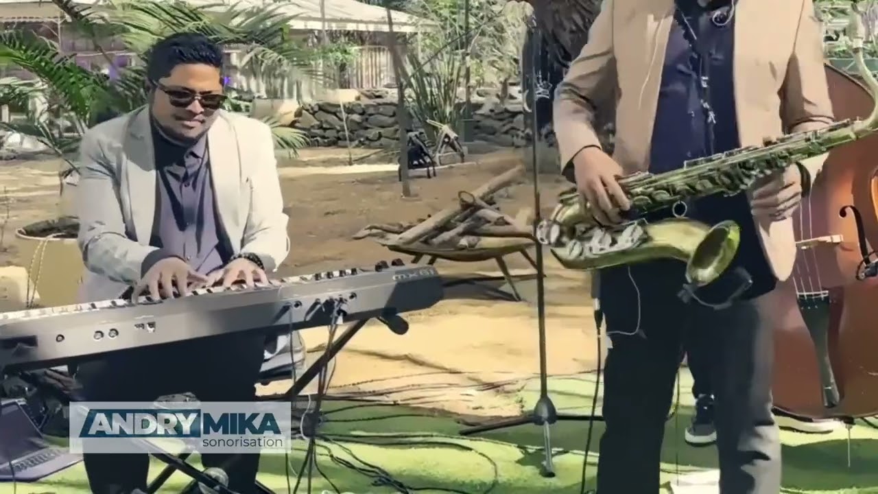 Caravan (Weaver Band) #jazz #caravan @randriantsevaandrymichael1200 @weavertrio7894