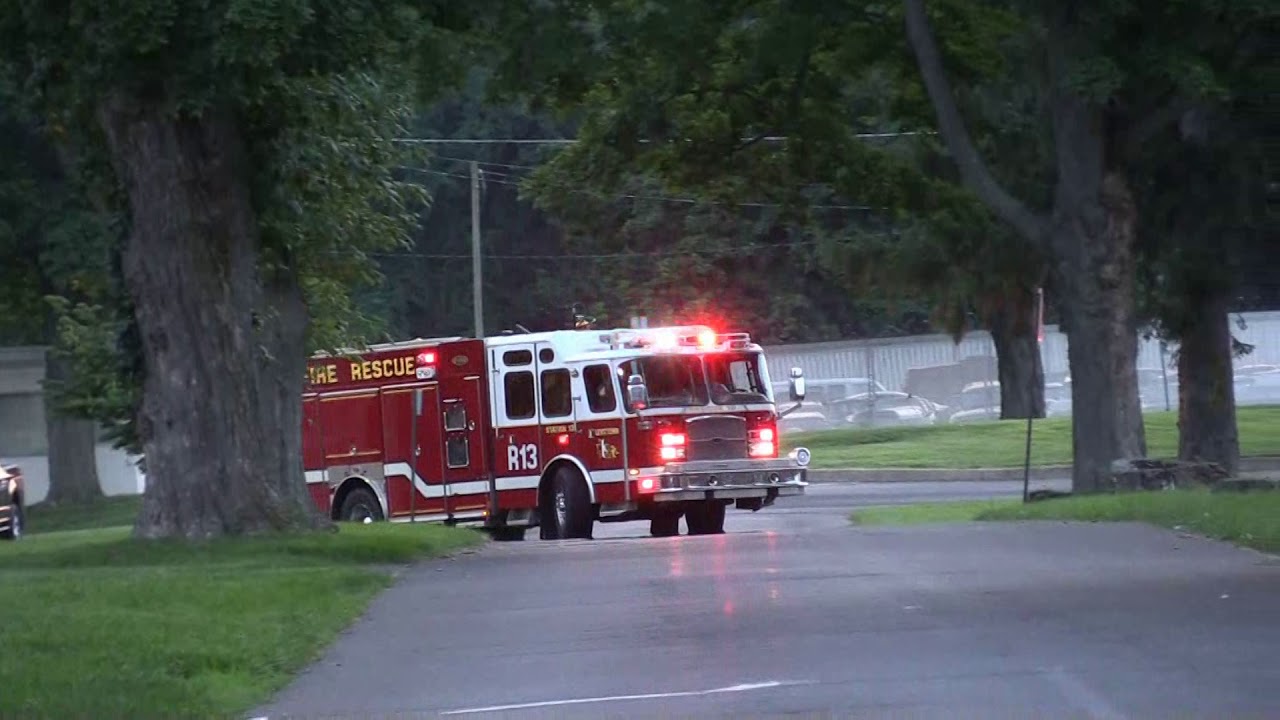 Levittown Deputy, Assistant and Rescue 13 Responding.