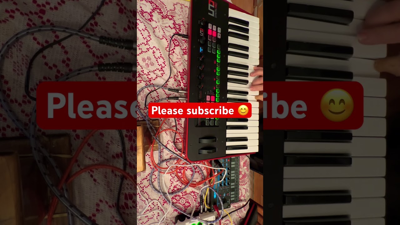 Tiny Synth Behringer PRO VS Mini & Uno Synth Prob/ AMAZING SOUNDS 