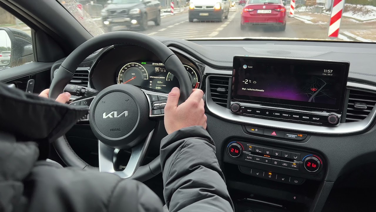 Tempomat ogranicznik prędkości w Kia | działanie | jak włączyć | obsługa | Cruise control w Kia | 4K
