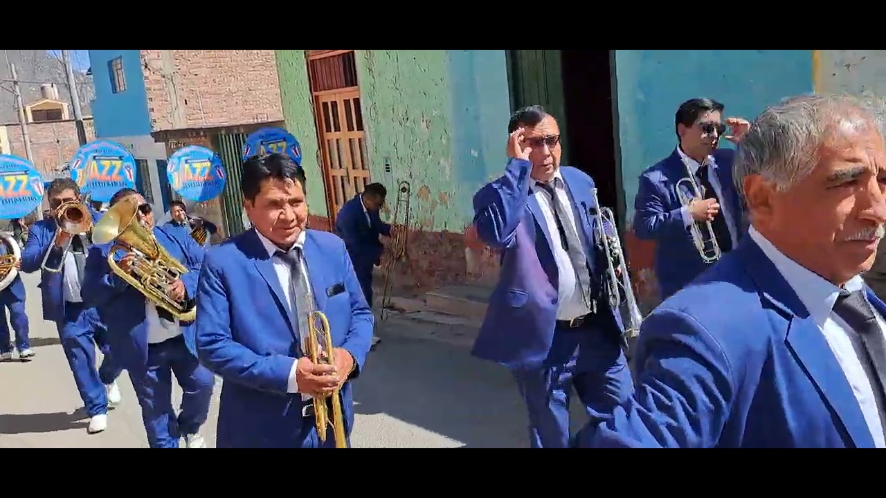 BANDA JAZZ  JUVENTUD  YAUYOS  MARCHA MILITAR  EN SURCO HRI CEL 998948565 VICTOR VILCHEZ