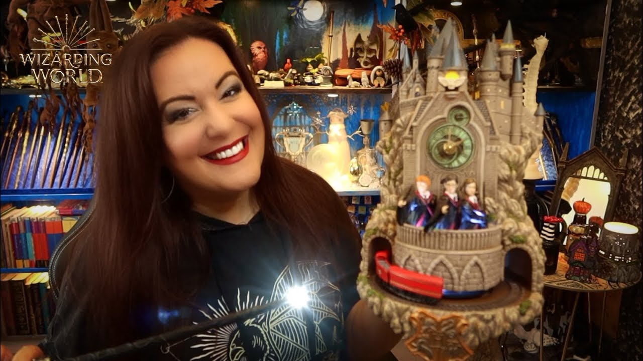 FIRST LOOK - HARRY POTTER HOGWARTS WALL CLOCK BY BRADFORD EXCHANGE UNBOXING | VICTORIA MACLEAN