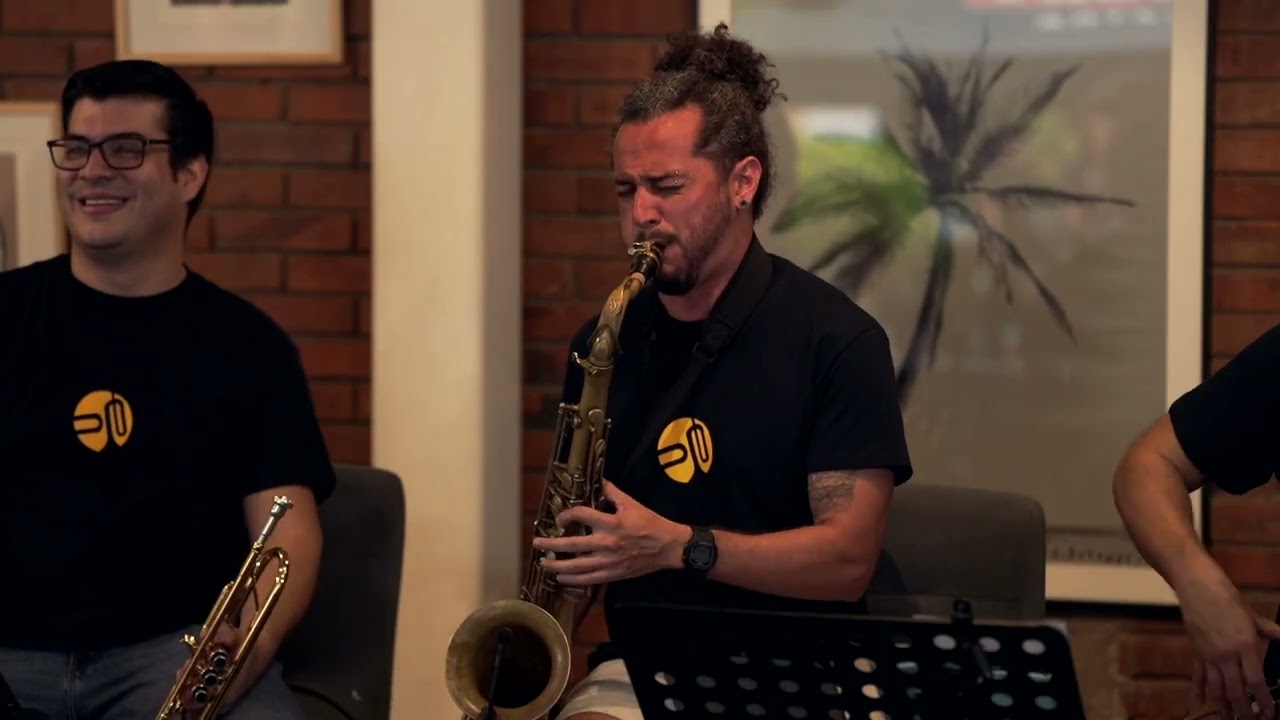 Time to Time - Vibrass on Board Session