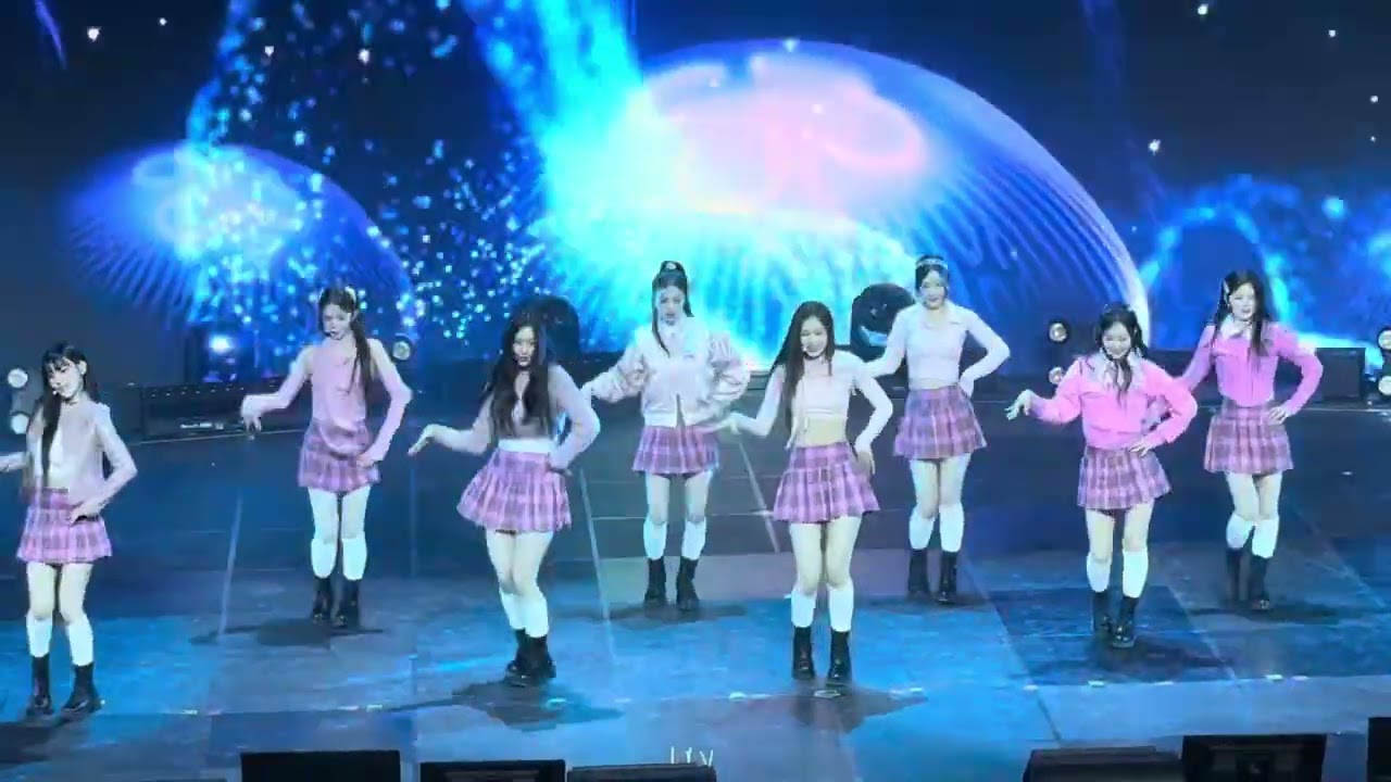 240203 triples EVOlution Concert 
