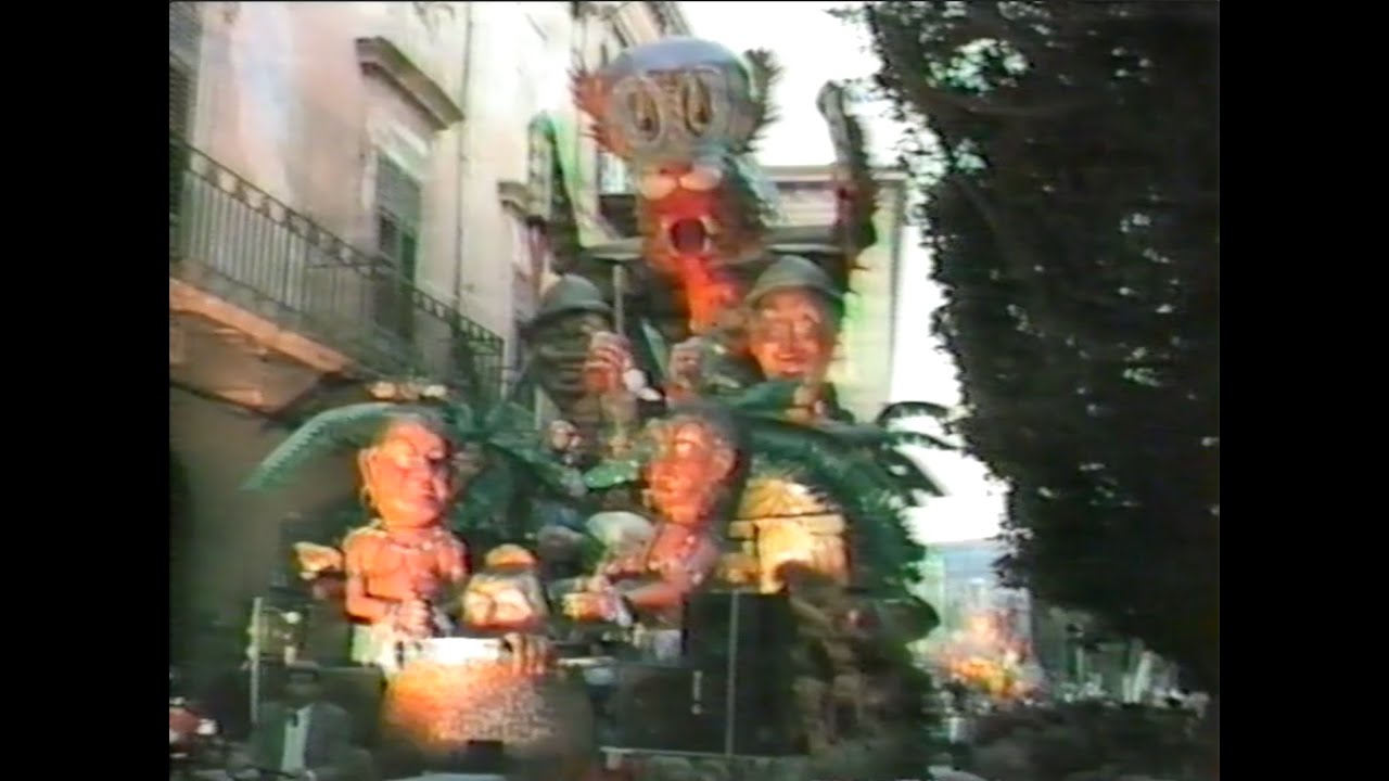 Carnevale di Sciacca 1988 - Carro Allegorico: Kilimangiaro
