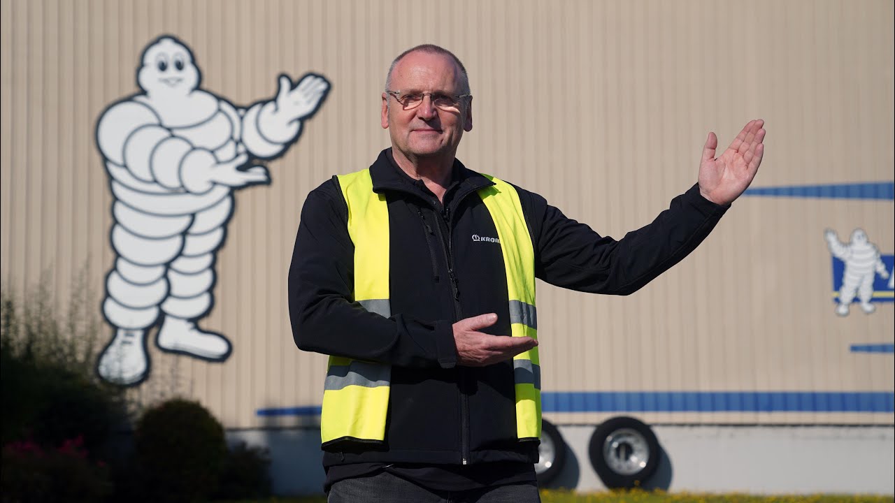 This is how trailer tyres are baked. KRONE visits Michelin. | KRONE TV