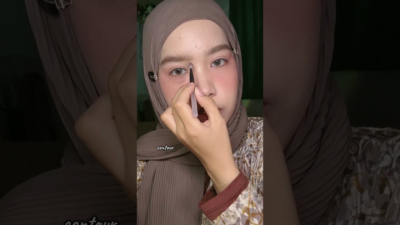 #makeup