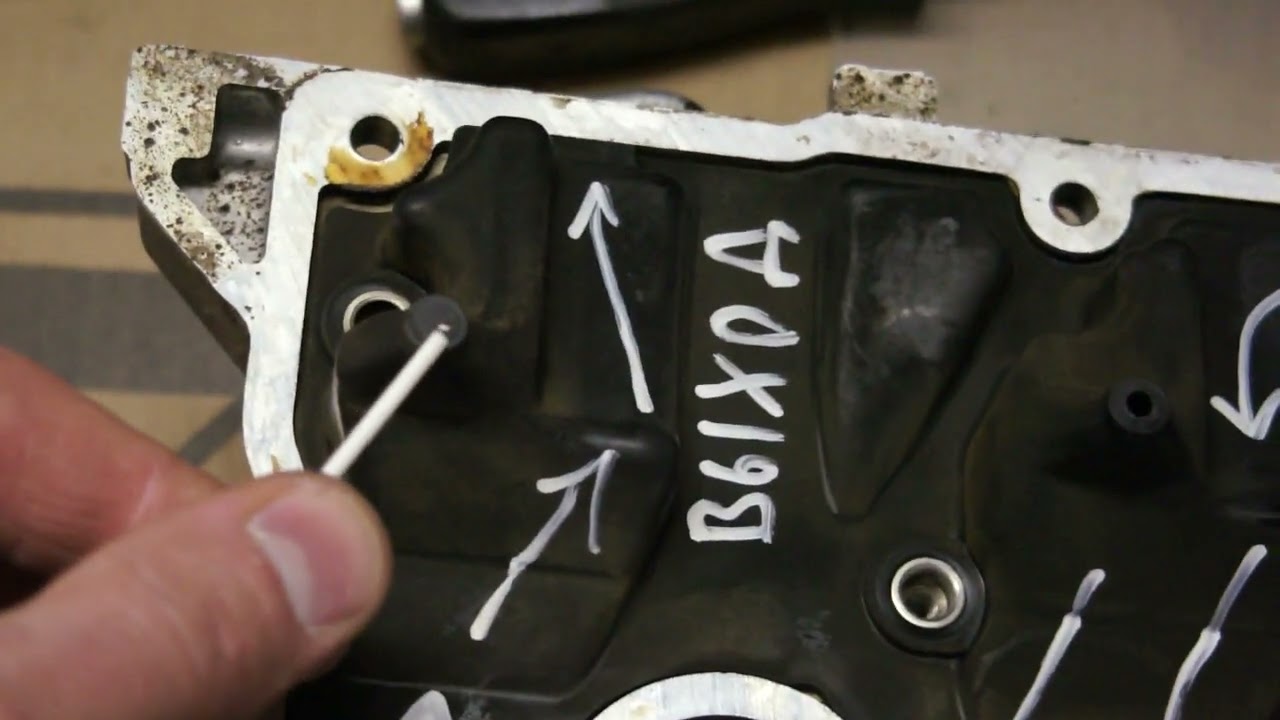 Веста 1,8. Улучшаем сепарацию паров масла в системе ВКГ (+ прикол).