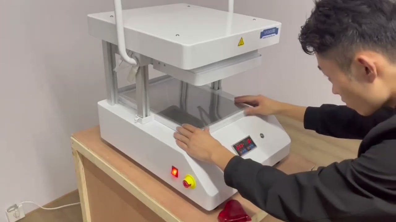 Vacucu3D Vacuum former Operate Video