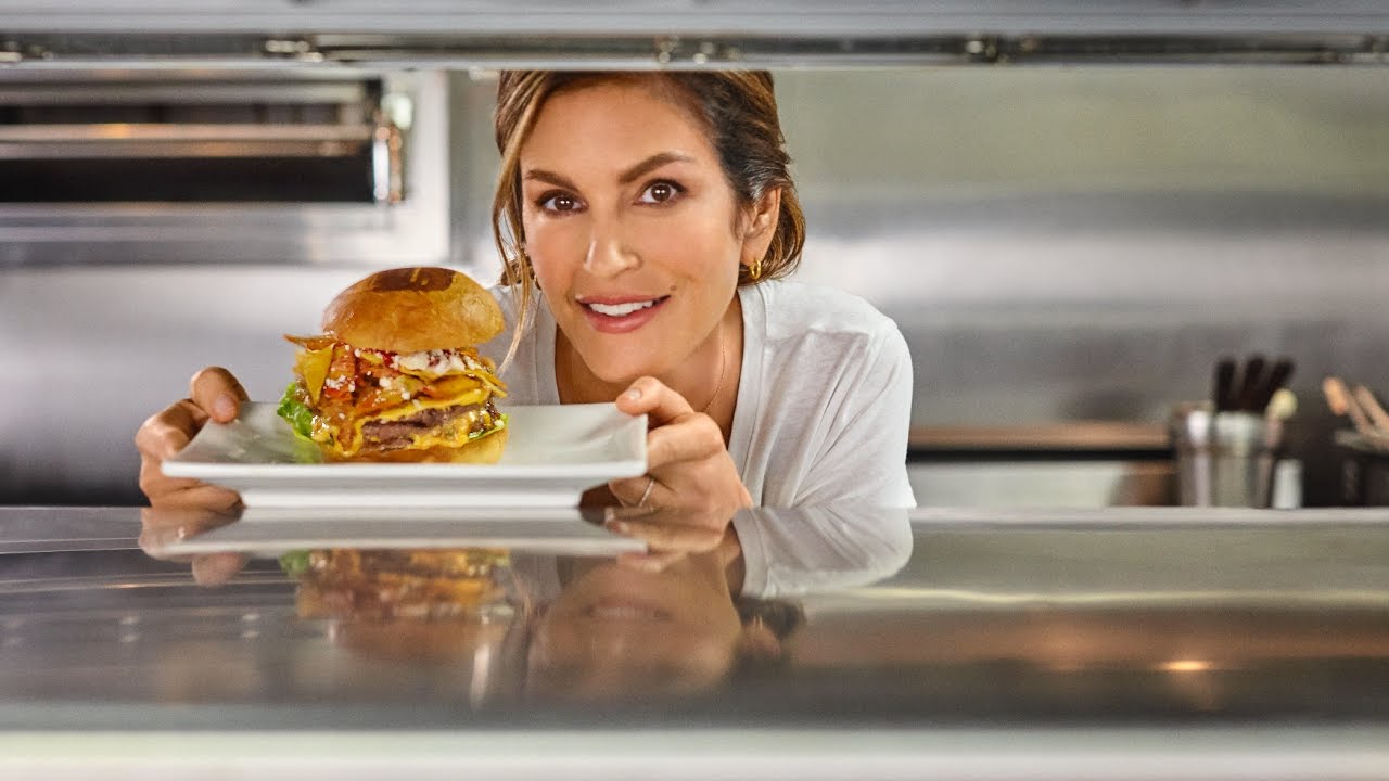 Umami Burger Presents: Cindy's Casa Burger by Cindy Crawford