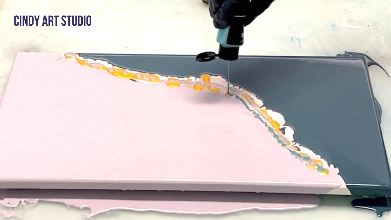 Dutch pour using Hippie Crafter PreMixed/Ready-to-Pour acrylic paints Experimental trial w/wo water.