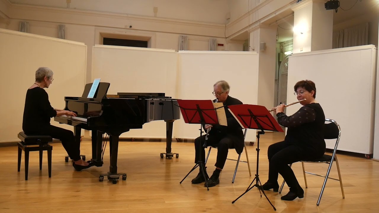 Flower Duet from Lakmè by Leo Delibes.