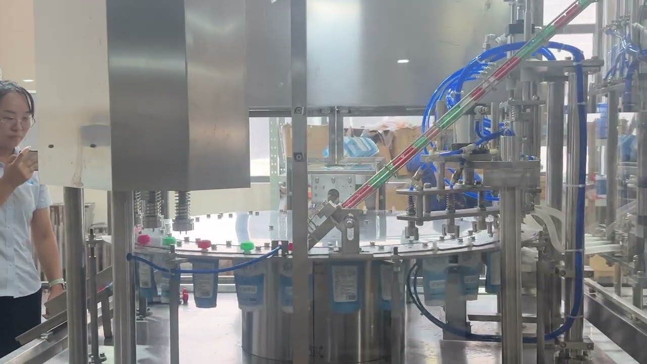 4 Heads Wet Food Nozzle Pouchs Filling Capping Machine 4 Filling Nozzle Filling Machine !