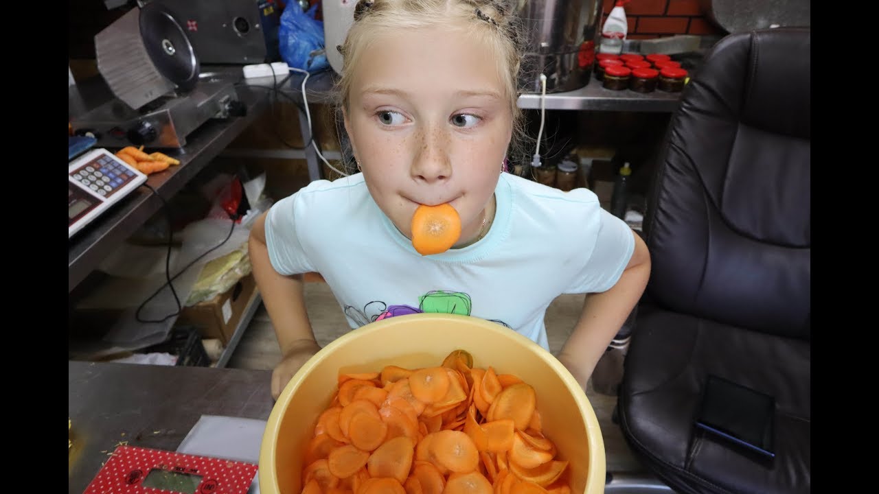 Морковные чипсы   вкусная и полезная заготовка на зиму.