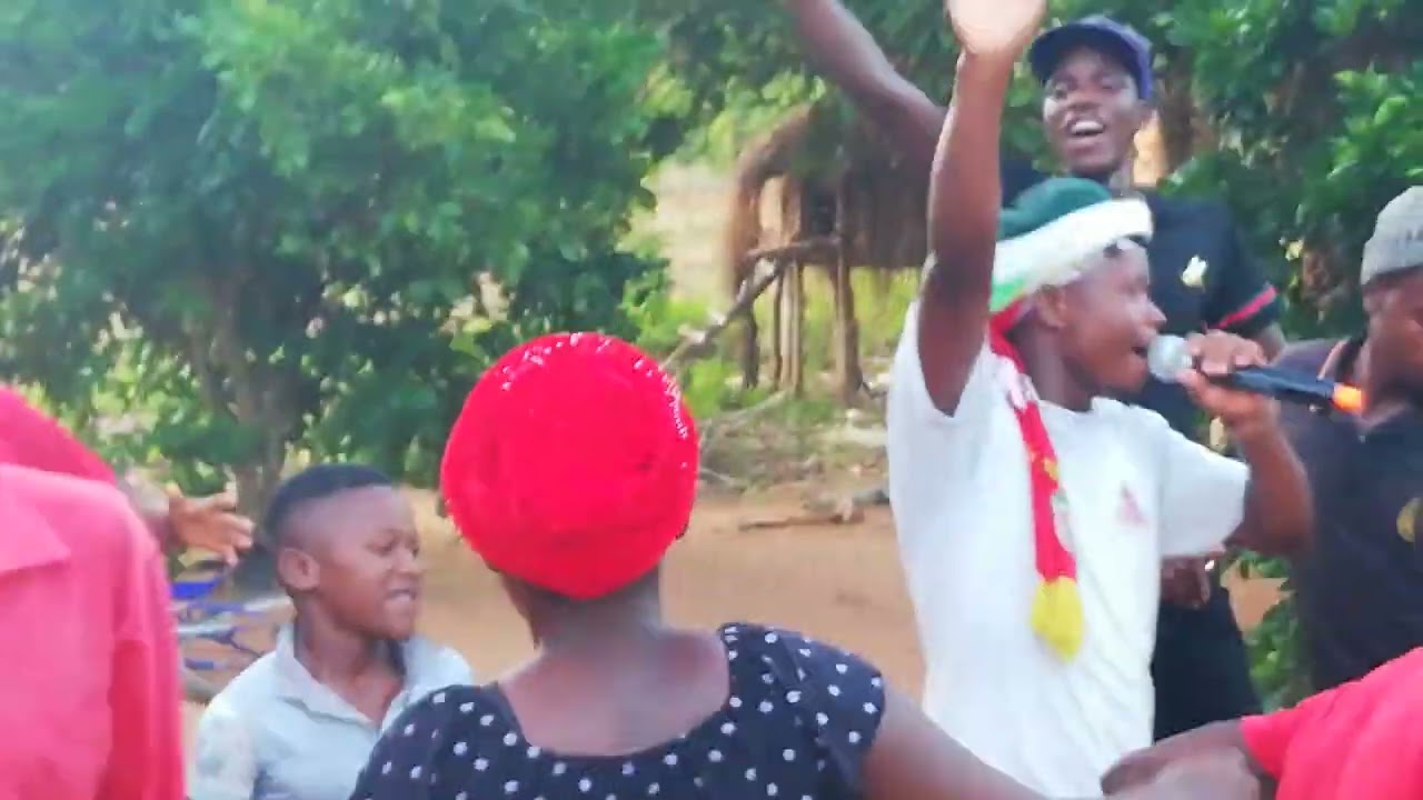 Nwakulwane feat droga  Ferros novos a fazer sucesso no show de xitike de mana Felizarda em inharrime