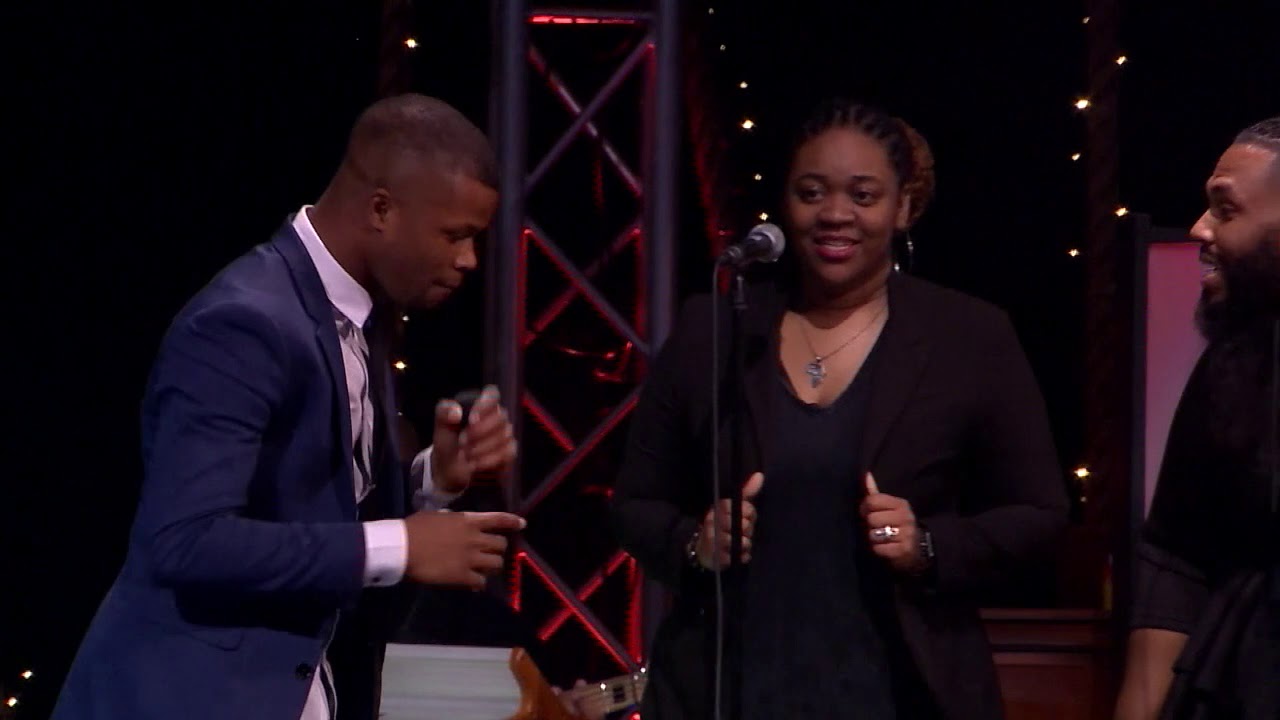2019 Gospel Radio Awards Kelontae Gavin honoring Tasha Cobbs “Put a Praise On It”