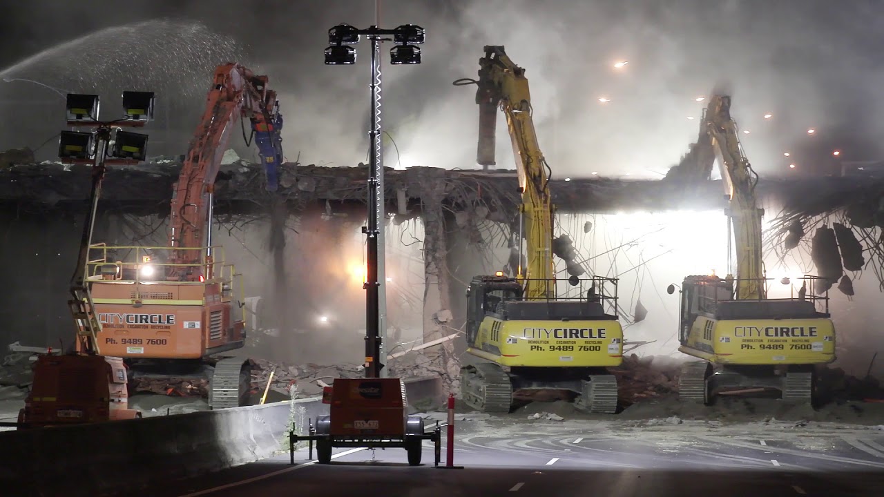 Demolition time lapse video of the M80 Melbourne freeway bridge