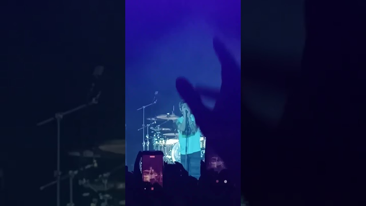 One OK Rock - Live @ O2 Arena London 15/10/2025 (vertical videos) 