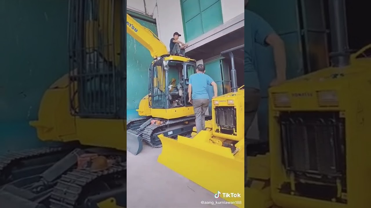 Alat Berat Mini Excavator Dan Buldoser 