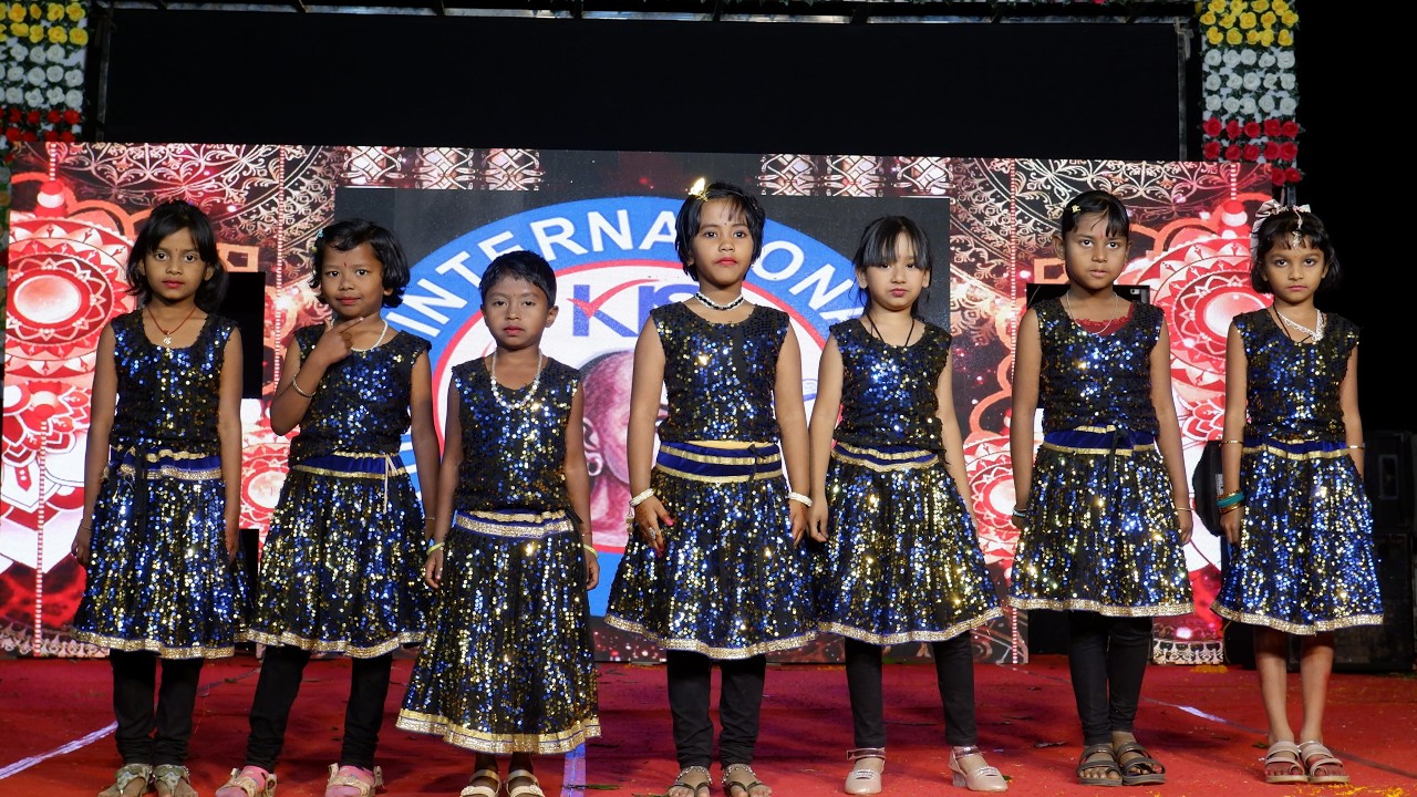 SAKI SAKI || Std-1 Girls || The Space Odyssey || Annual Day 2026 || Kautilya International School