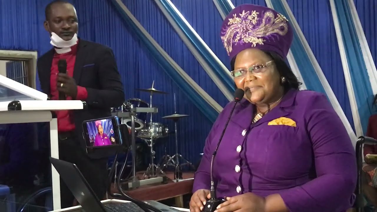 PAR L'ONCTION JE FERAI LA DIFFERENCE (Partie 1)  | Mme PASTEUR ABITOR MAKAFUI [PREDICATION]