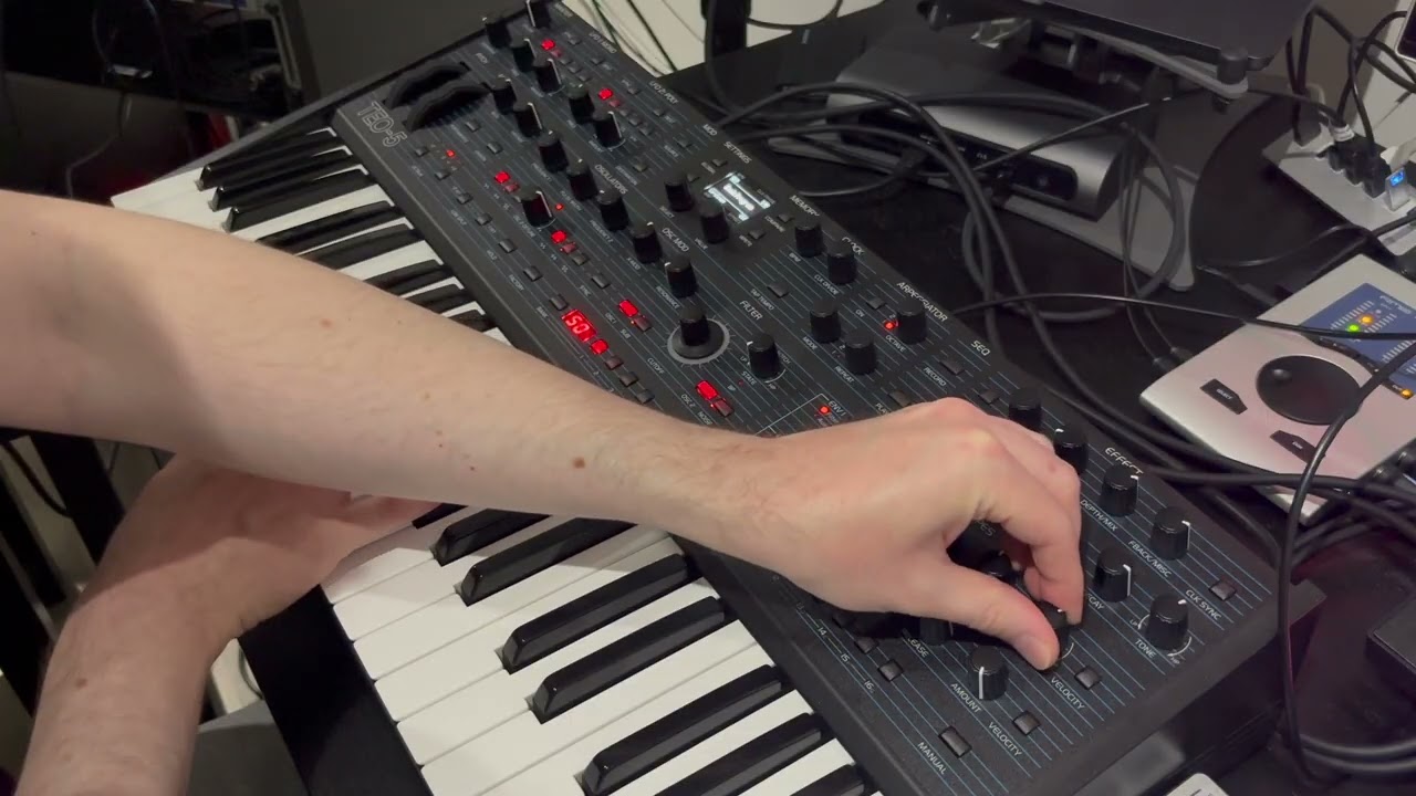 Oberheim TEO 5 Exploration demo