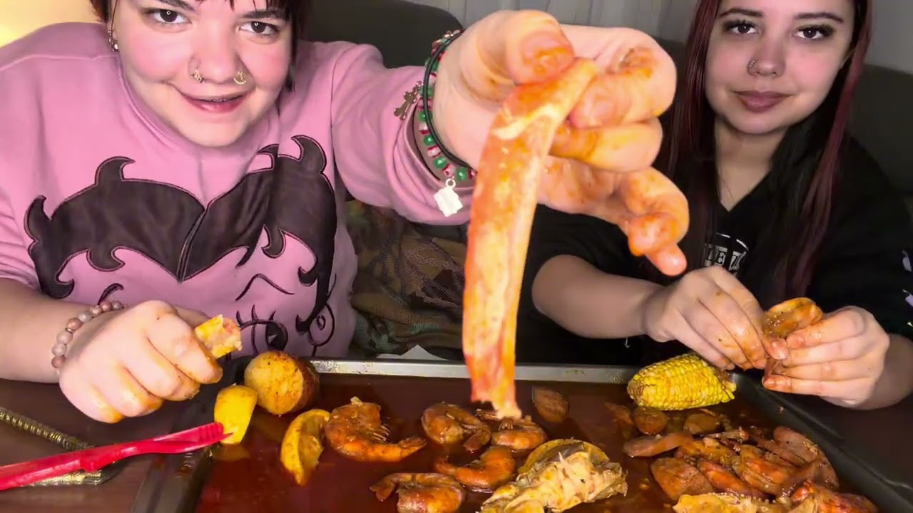 Finishing our seafood (muckbang) 